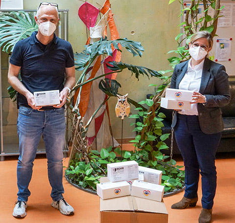 Hilfe durch Maskenspende